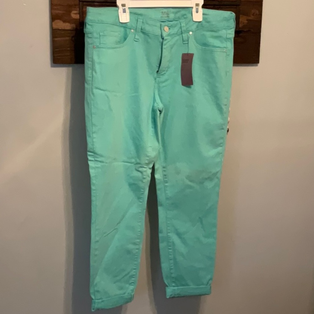 Women's Aqua Jeans NWT